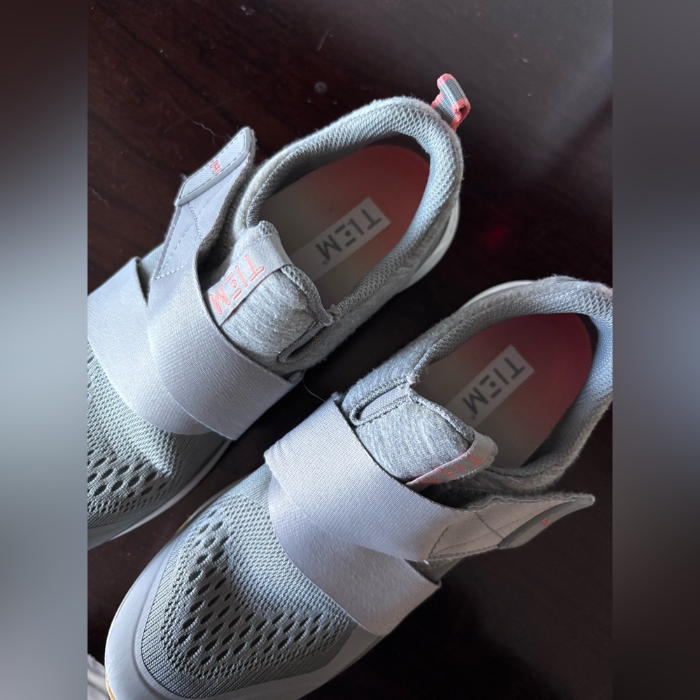 Tiems Spin Shoes - Slipstream Lunar Grey - comes with cleats - Picture 3 of 9